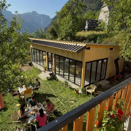 بيت ضيافة Te Tata